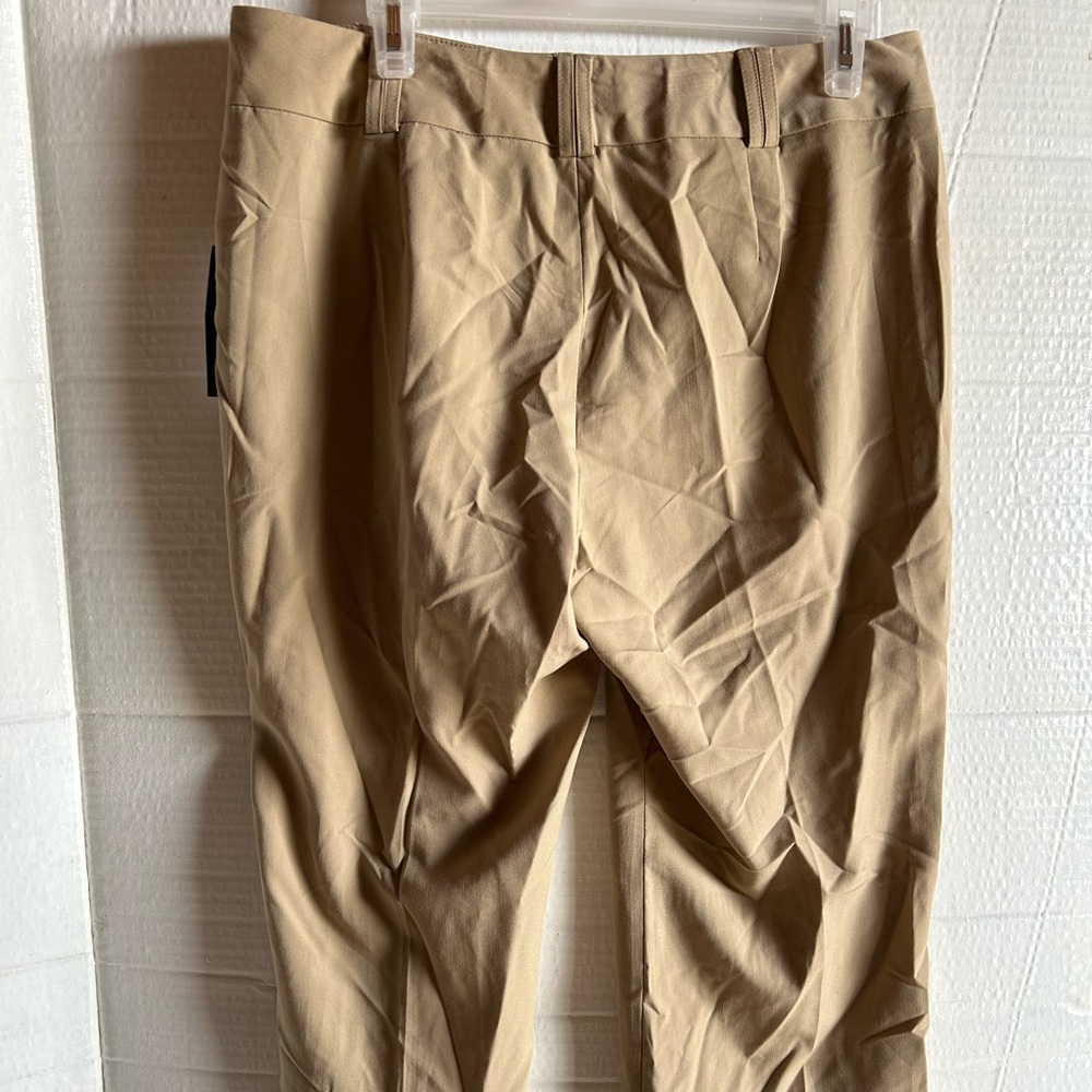 Capris - Picture 3 of 12